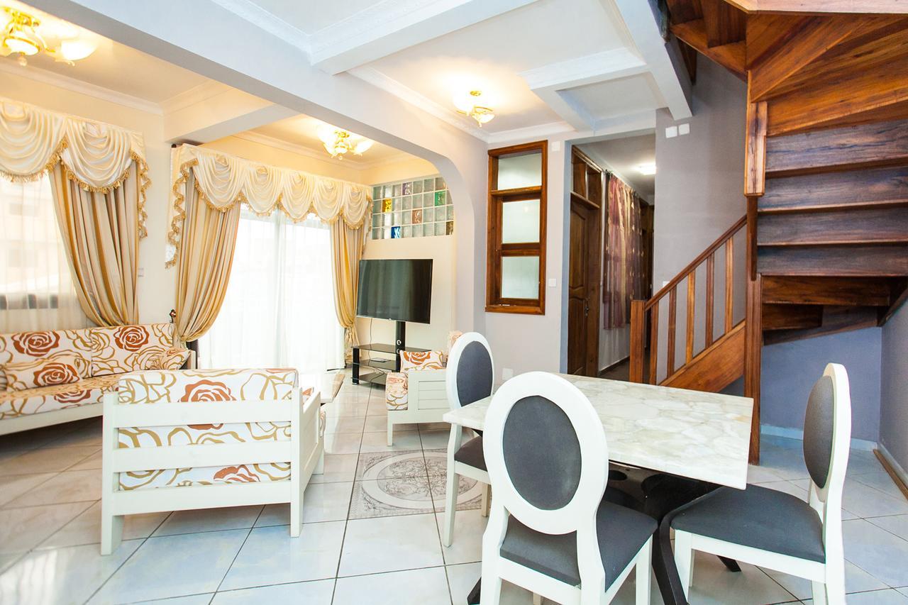 Oceanis Home & Voyages Ivato  Екстериор снимка