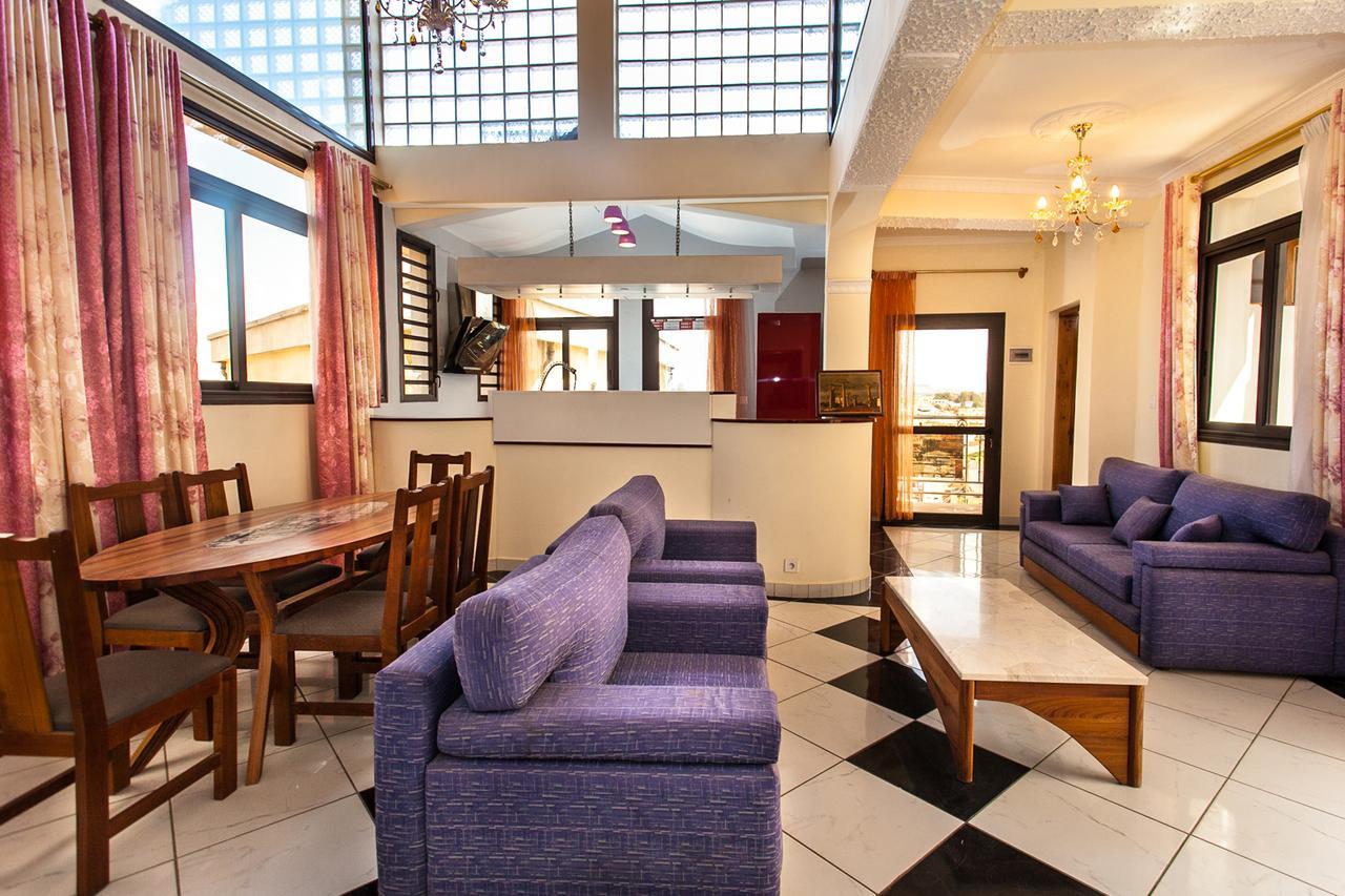 Oceanis Home & Voyages Ivato  Екстериор снимка